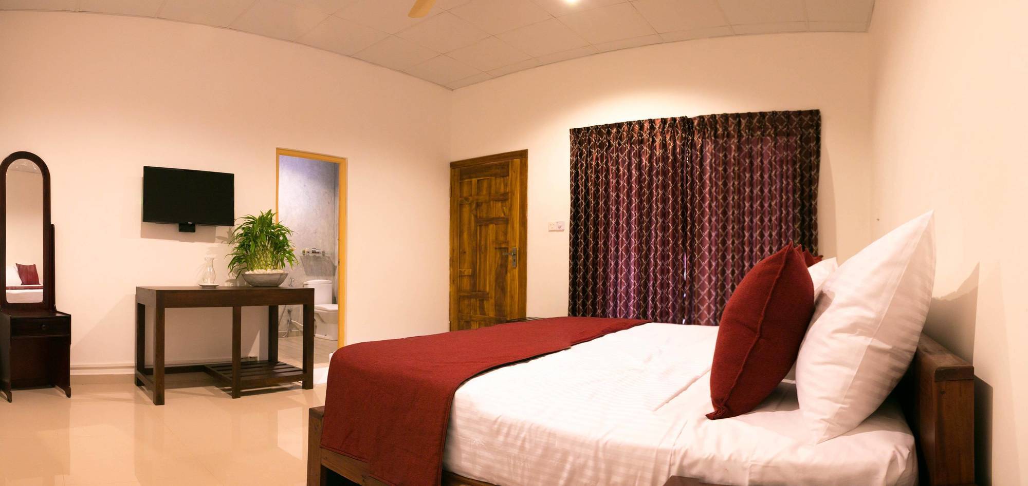ปาลเมรา อีโค รีสอร์ต นิลาเวลี Hotel ตรินโคมาลี ภายนอก รูปภาพ